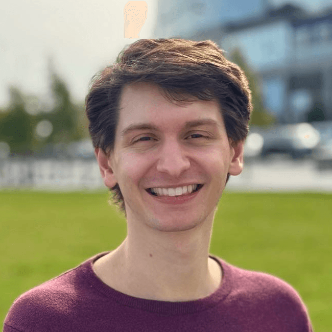 Jason Madeano headshot